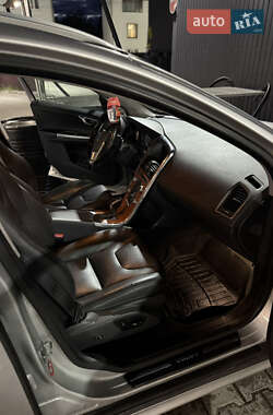 Внедорожник / Кроссовер Volvo XC60 2016 в 