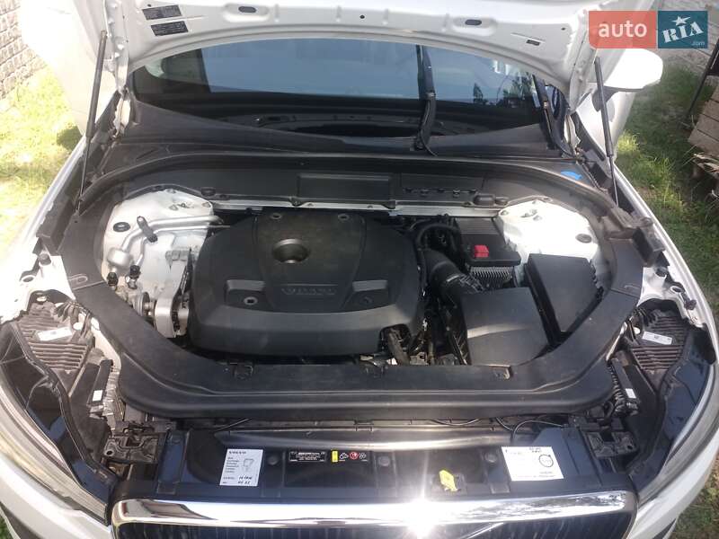 Внедорожник / Кроссовер Volvo XC60 2018 в Житомире