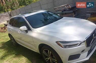 Внедорожник / Кроссовер Volvo XC60 2018 в 