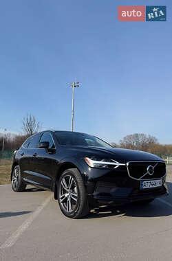 Внедорожник / Кроссовер Volvo XC60 2018 в 