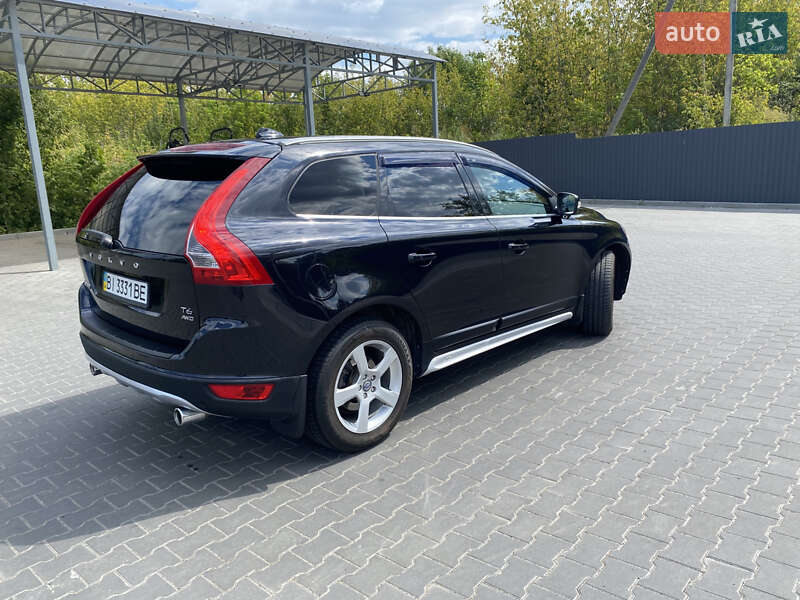 Внедорожник / Кроссовер Volvo XC60 2010 в Полтаве