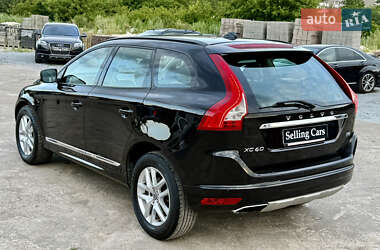 Внедорожник / Кроссовер Volvo XC60 2017 в 