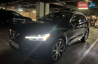 Внедорожник / Кроссовер Volvo XC60 2021 в 