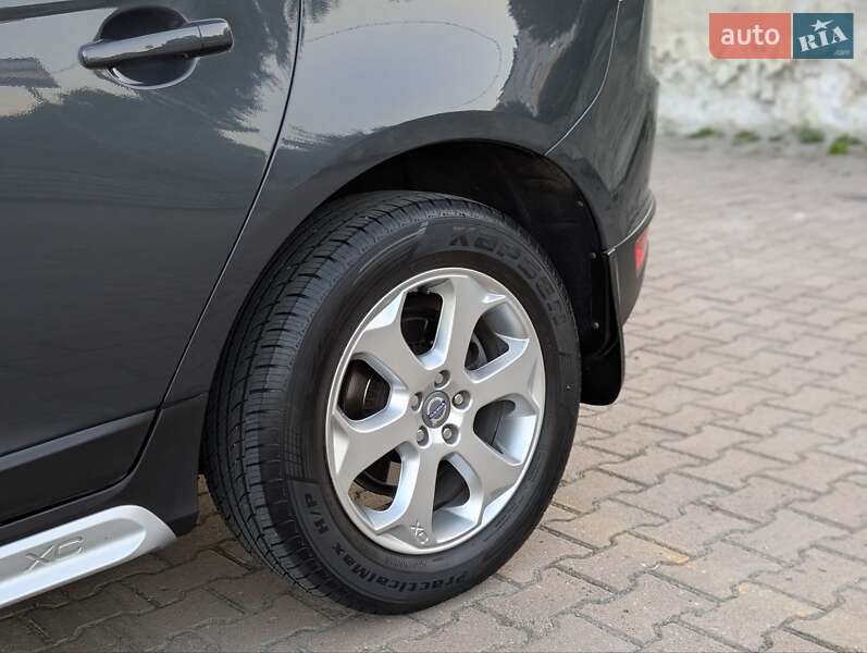 Внедорожник / Кроссовер Volvo XC60 2010 в Ивано-Франковске фото 7 Внедорожник / Кроссовер Volvo XC60 2010 в Ивано-Франковске