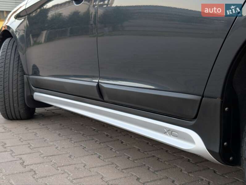 Внедорожник / Кроссовер Volvo XC60 2010 в Ивано-Франковске фото 13 Внедорожник / Кроссовер Volvo XC60 2010 в Ивано-Франковске