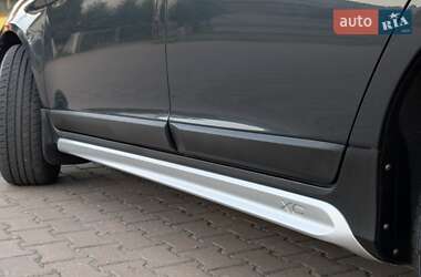 Внедорожник / Кроссовер Volvo XC60 2010 в 