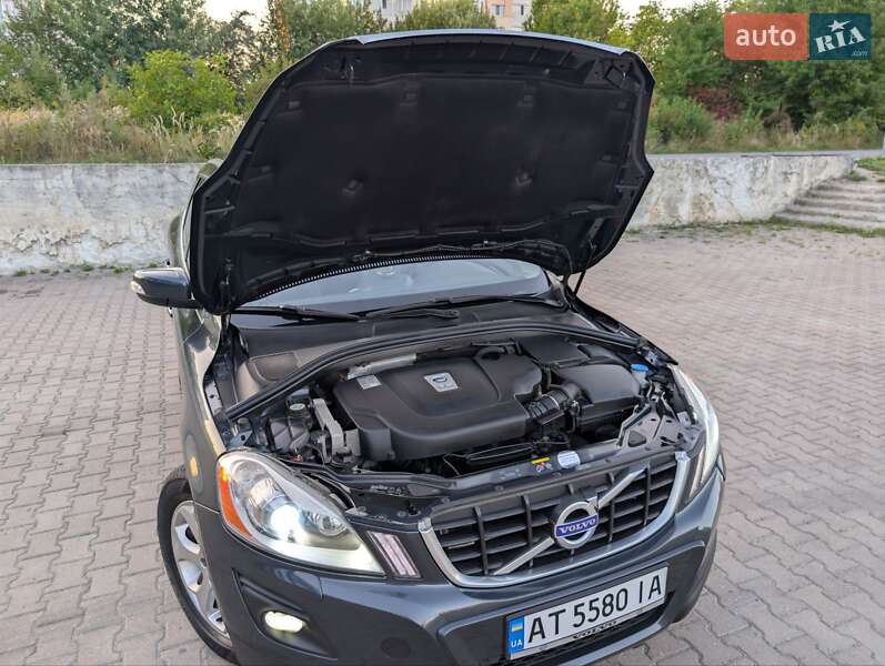 Внедорожник / Кроссовер Volvo XC60 2010 в Ивано-Франковске фото 38 Внедорожник / Кроссовер Volvo XC60 2010 в Ивано-Франковске