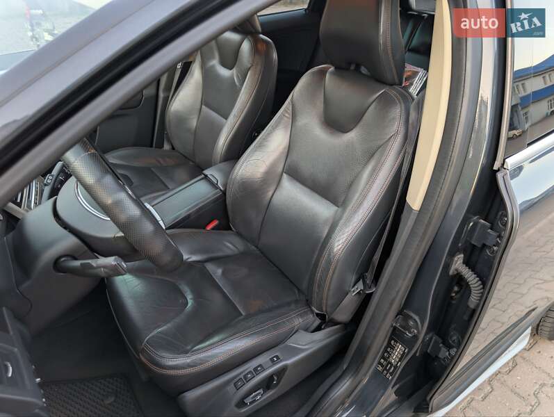 Внедорожник / Кроссовер Volvo XC60 2010 в Ивано-Франковске фото 58 Внедорожник / Кроссовер Volvo XC60 2010 в Ивано-Франковске