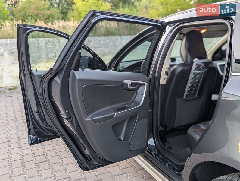Внедорожник / Кроссовер Volvo XC60 2010 в Ивано-Франковске фото 61 Внедорожник / Кроссовер Volvo XC60 2010 в Ивано-Франковске