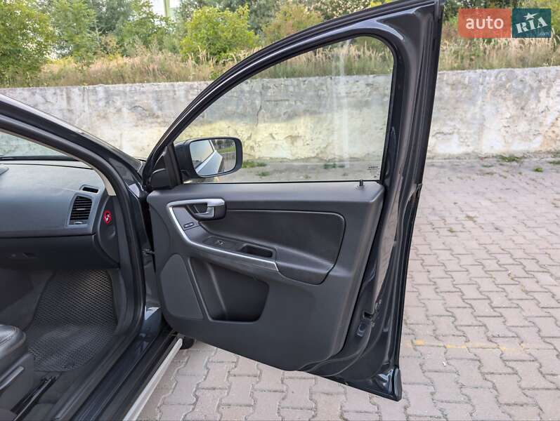 Внедорожник / Кроссовер Volvo XC60 2010 в Ивано-Франковске фото 70 Внедорожник / Кроссовер Volvo XC60 2010 в Ивано-Франковске