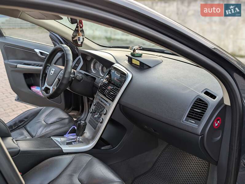 Внедорожник / Кроссовер Volvo XC60 2010 в Ивано-Франковске фото 73 Внедорожник / Кроссовер Volvo XC60 2010 в Ивано-Франковске