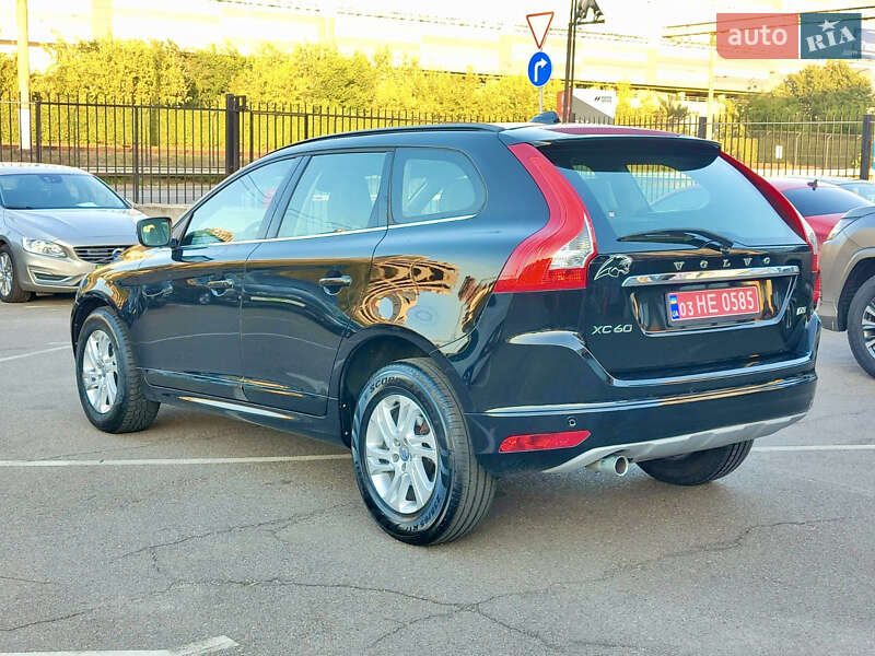 Внедорожник / Кроссовер Volvo XC60 2016 в Киеве