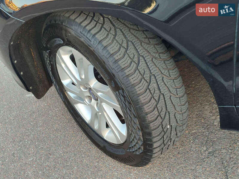 Внедорожник / Кроссовер Volvo XC60 2016 в Киеве