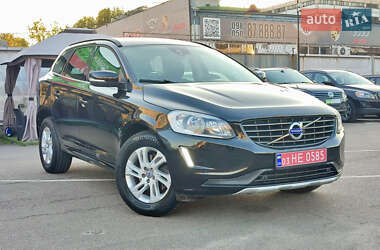 Внедорожник / Кроссовер Volvo XC60 2016 в 