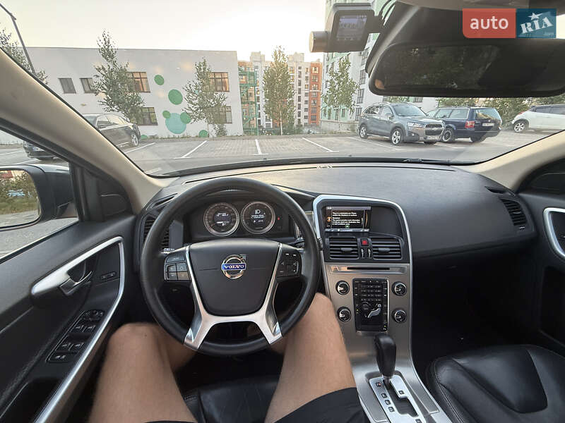 Внедорожник / Кроссовер Volvo XC60 2011 в Ровно