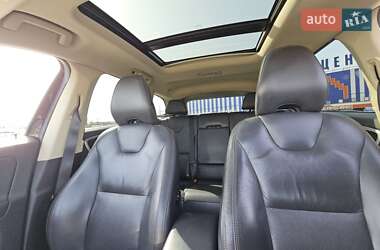 Внедорожник / Кроссовер Volvo XC60 2012 в 