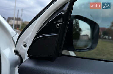 Внедорожник / Кроссовер Volvo XC60 2015 в 