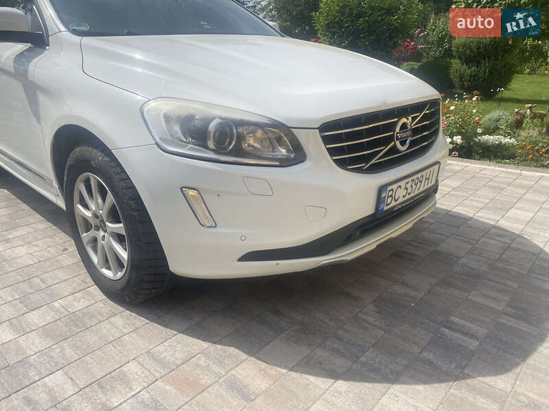 Внедорожник / Кроссовер Volvo XC60 2014 в 