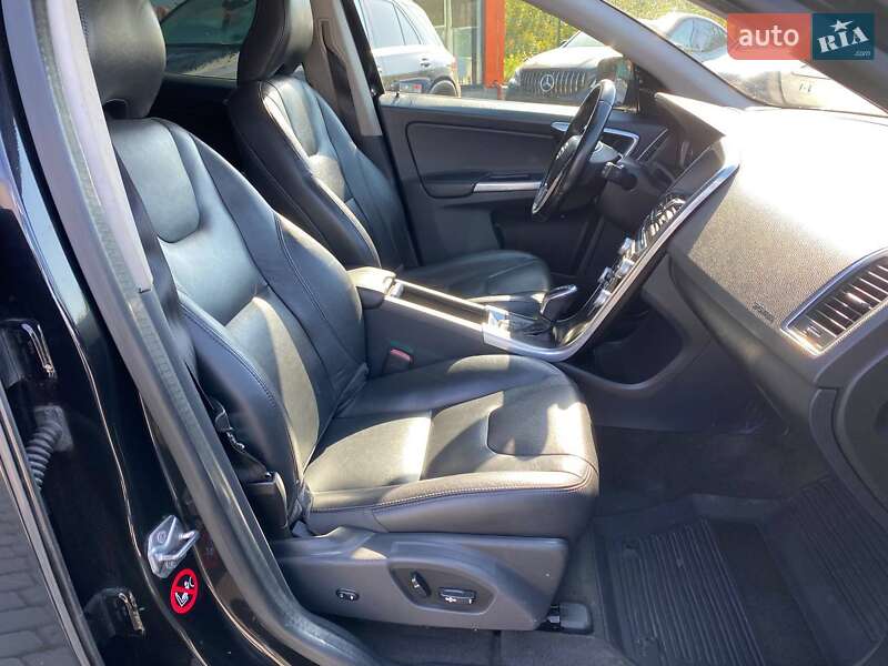 Внедорожник / Кроссовер Volvo XC60 2015 в Львове фото 24 Внедорожник / Кроссовер Volvo XC60 2015 в Львове