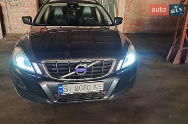 Позашляховик / Кросовер Volvo XC60 2013 в 