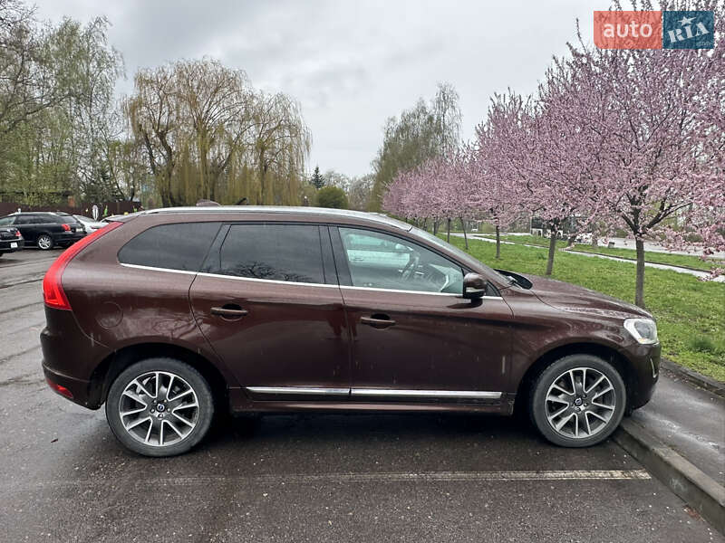 Внедорожник / Кроссовер Volvo XC60 2014 в Хмельницком