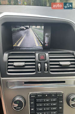 Внедорожник / Кроссовер Volvo XC60 2012 в 