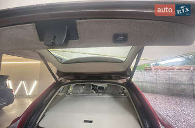 Внедорожник / Кроссовер Volvo XC60 2012 в 