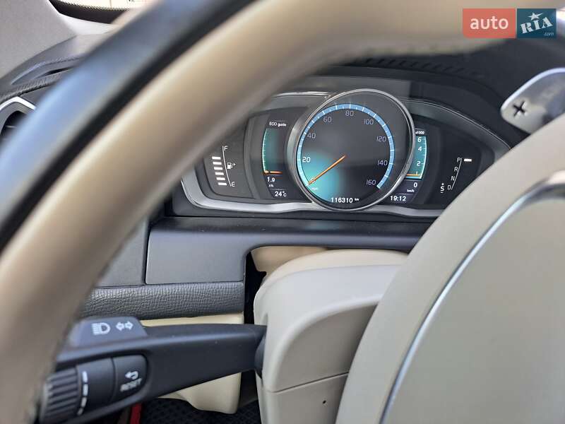 Позашляховик / Кросовер Volvo XC60 2015 в Хорошеві фото 5 Позашляховик / Кросовер Volvo XC60 2015 в Хорошеві