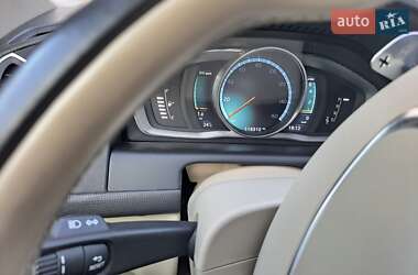 Внедорожник / Кроссовер Volvo XC60 2015 в 