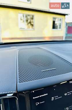 Внедорожник / Кроссовер Volvo XC60 2019 в 