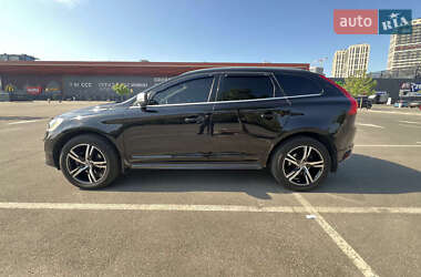 Внедорожник / Кроссовер Volvo XC60 2017 в 