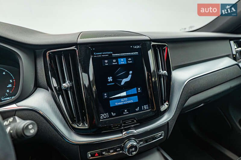Внедорожник / Кроссовер Volvo XC60 2019 в Киеве фото 18 Внедорожник / Кроссовер Volvo XC60 2019 в Киеве
