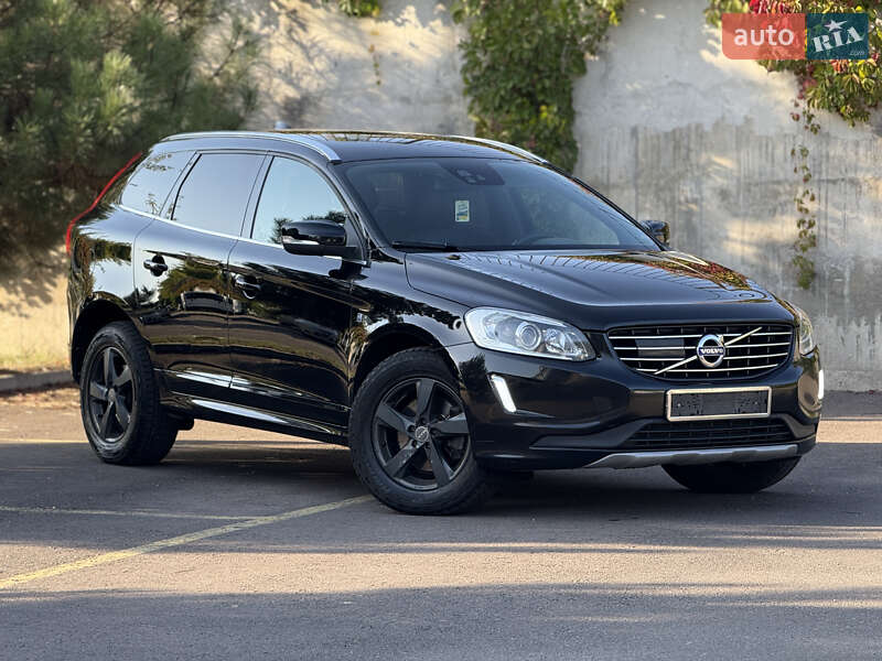Внедорожник / Кроссовер Volvo XC60 2015 в Ровно
