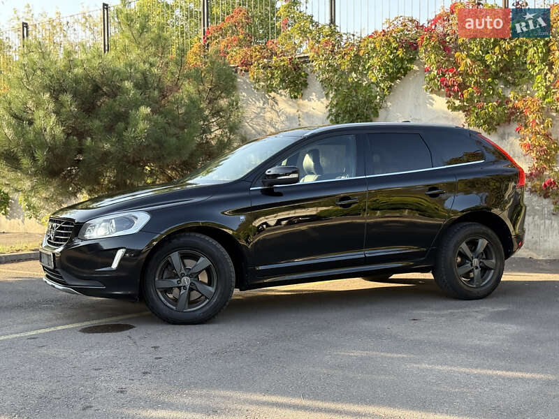 Внедорожник / Кроссовер Volvo XC60 2015 в Ровно