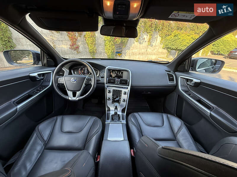 Внедорожник / Кроссовер Volvo XC60 2015 в Ровно