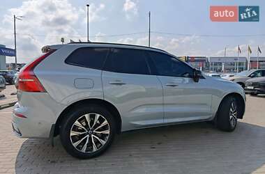 Внедорожник / Кроссовер Volvo XC60 2023 в 