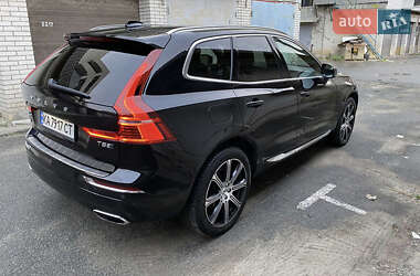 Внедорожник / Кроссовер Volvo XC60 2018 в 