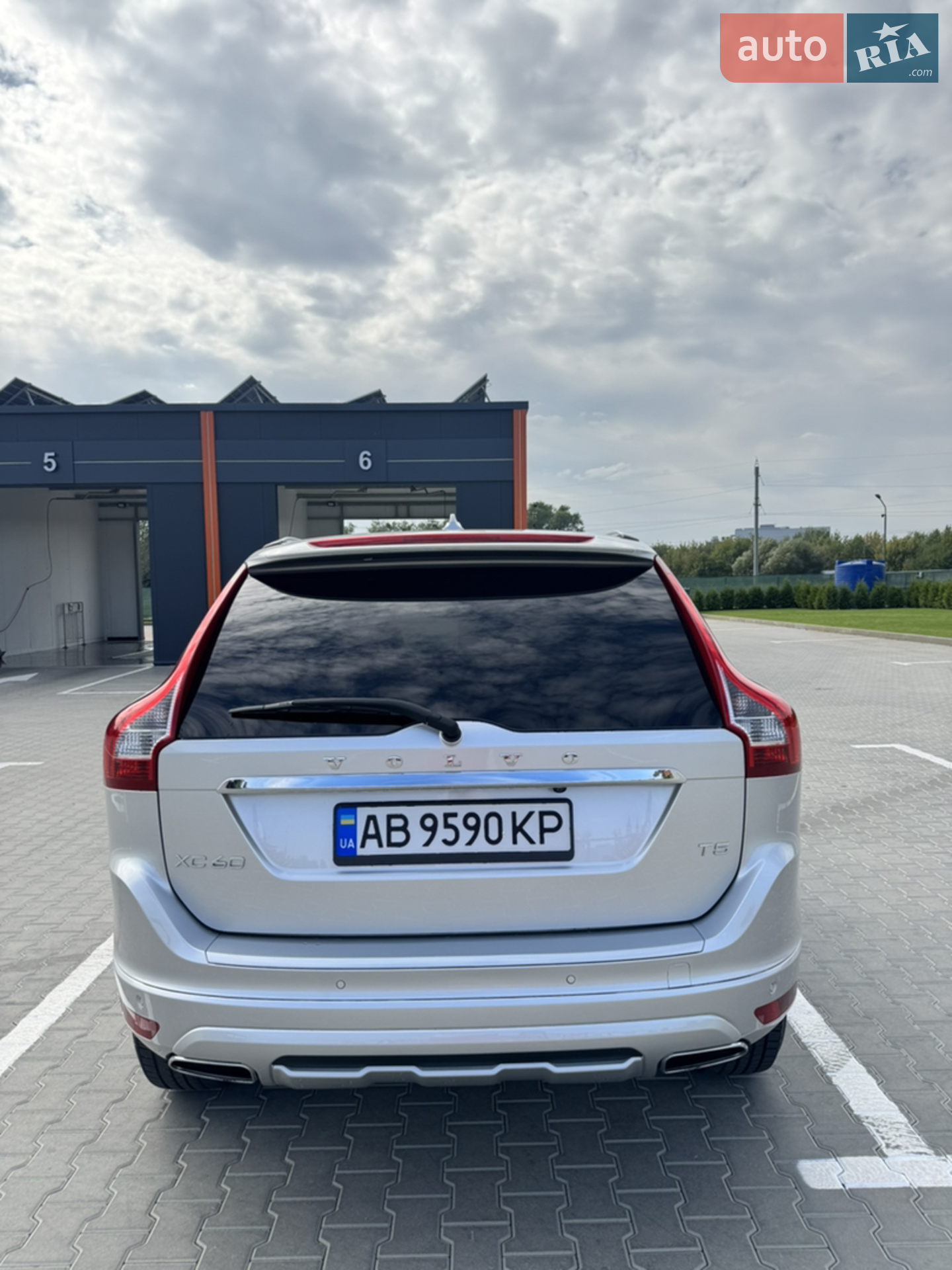 2017 Volvo XC60 - мініатюра 6