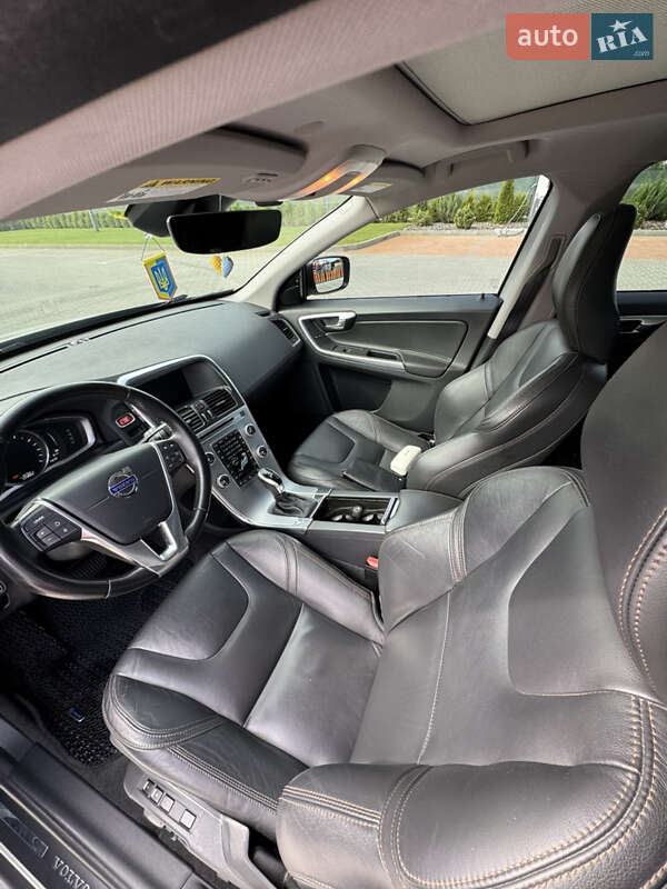 Внедорожник / Кроссовер Volvo XC60 2017 в Виннице