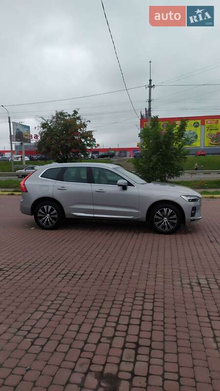 Внедорожник / Кроссовер Volvo XC60 2022 в Ровно