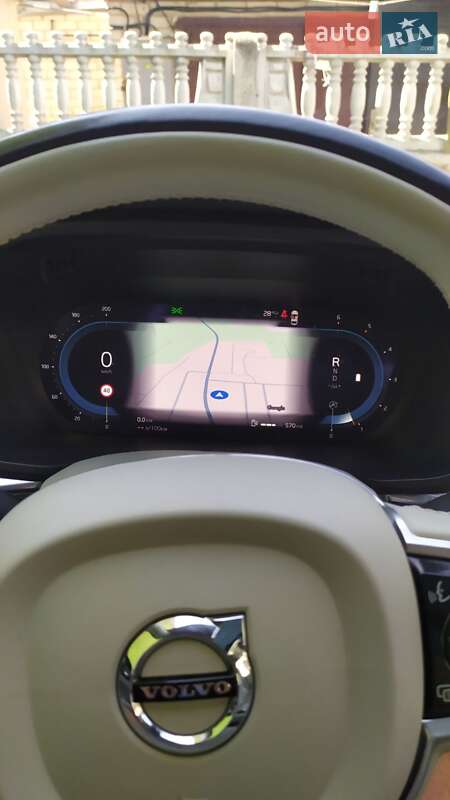 Внедорожник / Кроссовер Volvo XC60 2022 в Ровно