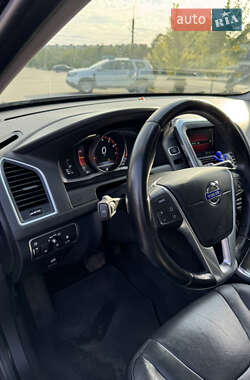 Внедорожник / Кроссовер Volvo XC60 2014 в 