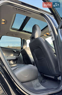 Внедорожник / Кроссовер Volvo XC60 2014 в 