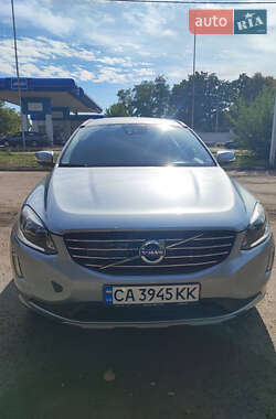 Внедорожник / Кроссовер Volvo XC60 2015 в 