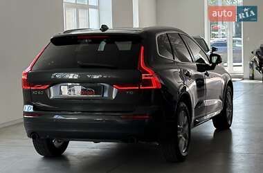 Внедорожник / Кроссовер Volvo XC60 2018 в 
