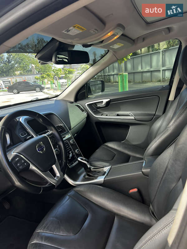 Внедорожник / Кроссовер Volvo XC60 2014 в Ивано-Франковске фото 10 Внедорожник / Кроссовер Volvo XC60 2014 в Ивано-Франковске