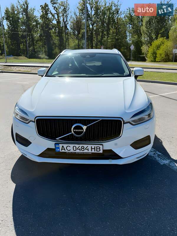 Позашляховик / Кросовер Volvo XC60 2019 в Києві