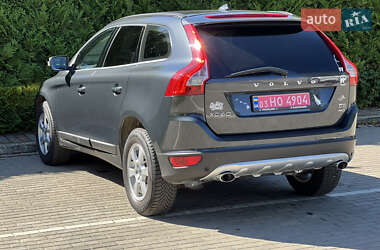 Внедорожник / Кроссовер Volvo XC60 2012 в 