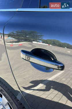Внедорожник / Кроссовер Volvo XC60 2012 в 