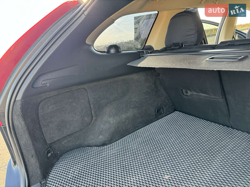 Внедорожник / Кроссовер Volvo XC60 2012 в Баре